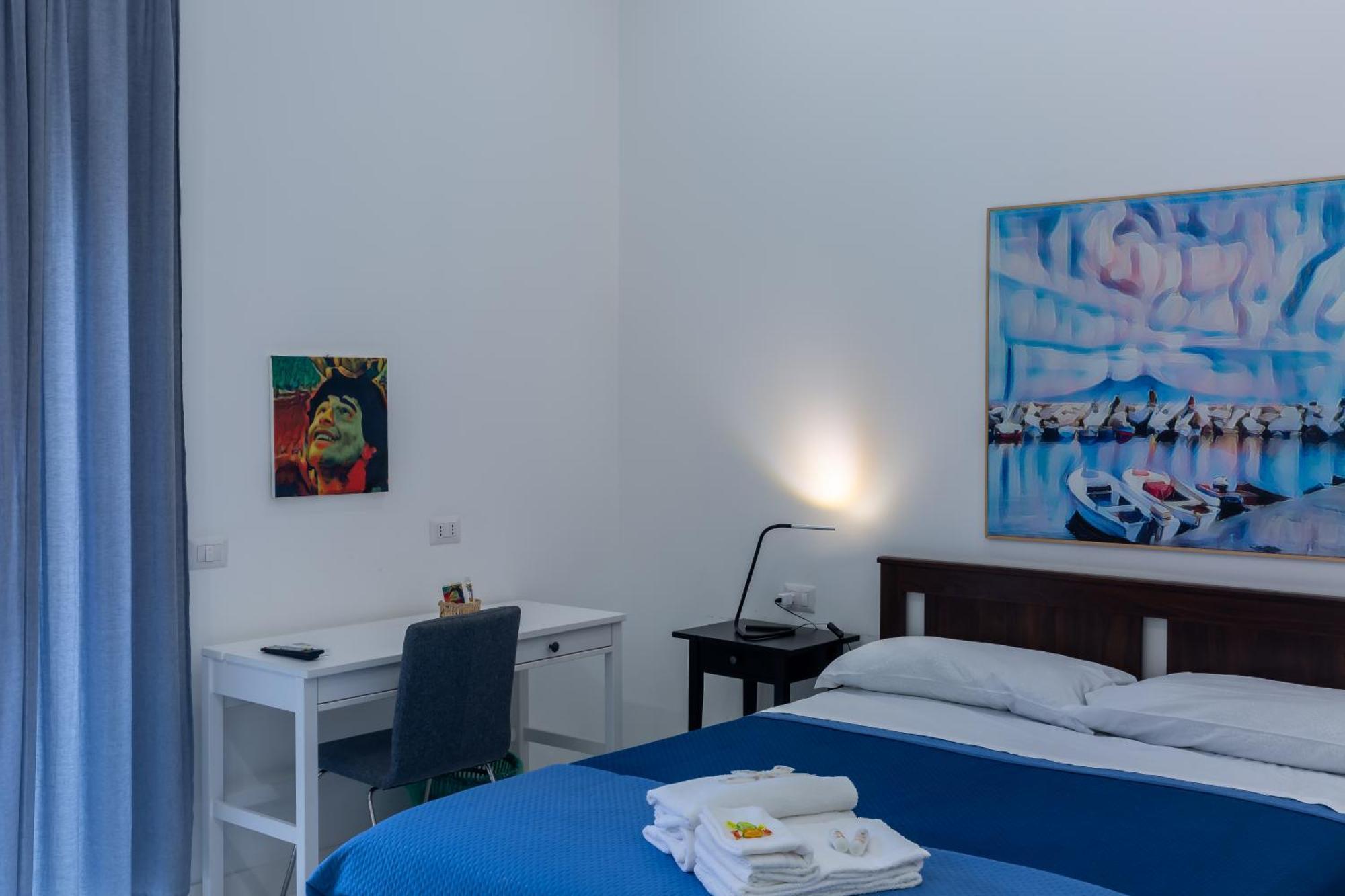 Il Vicoletto Del Castello Hotell Neapel Exteriör bild