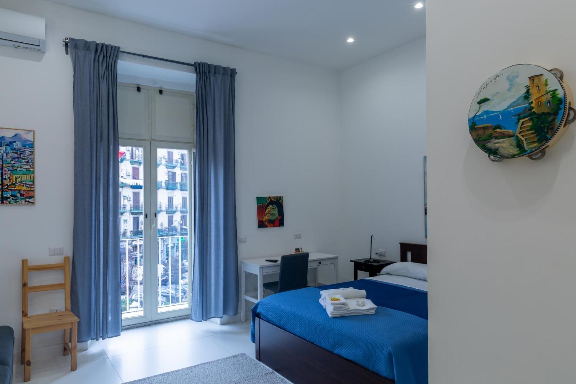 Il Vicoletto Del Castello Hotell Neapel Exteriör bild