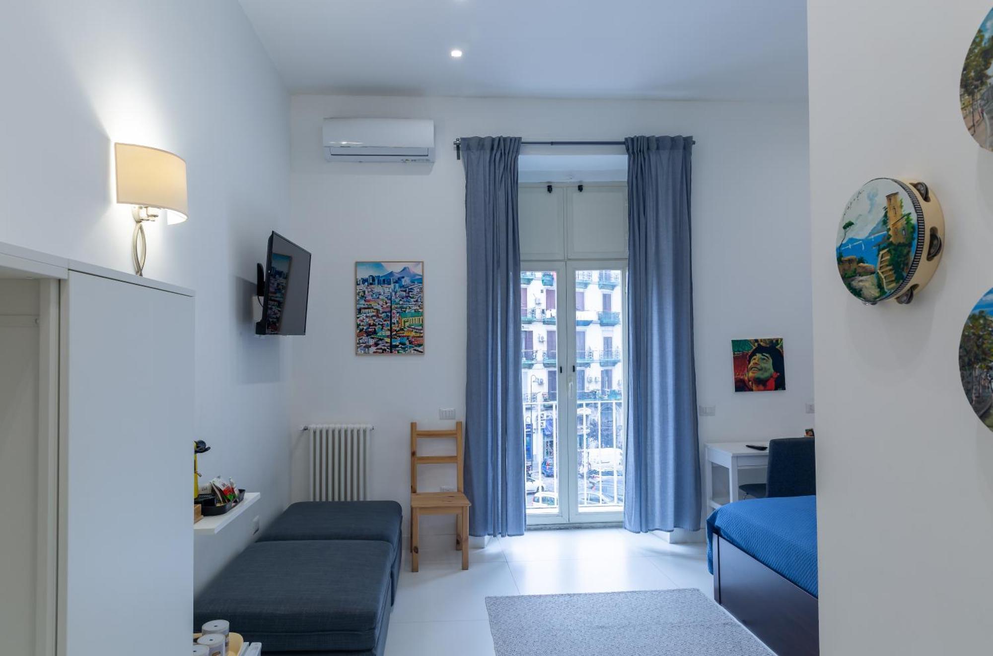 Il Vicoletto Del Castello Hotell Neapel Exteriör bild