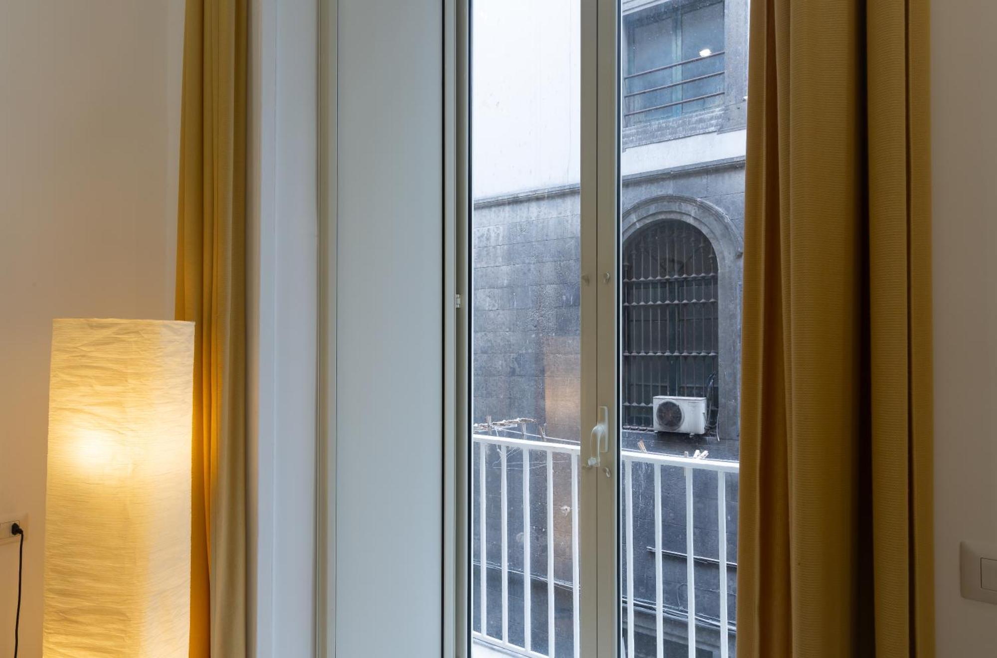 Il Vicoletto Del Castello Hotell Neapel Exteriör bild