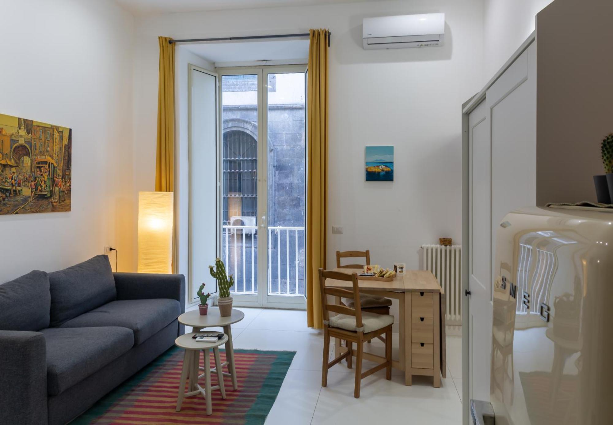 Il Vicoletto Del Castello Hotell Neapel Exteriör bild